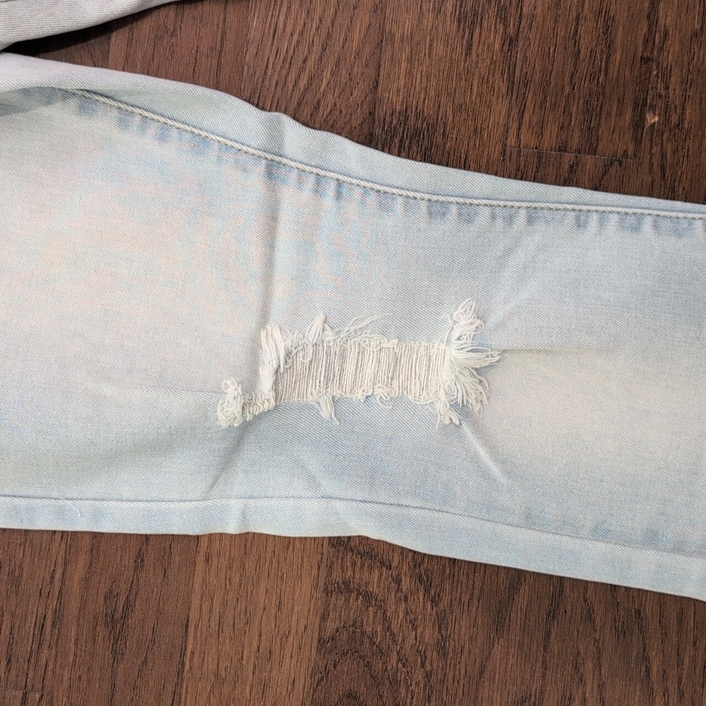 Light Blue Distressed Denim Cropped Flare Jeans Size 7 Waist 15" - Picture 5 of 10